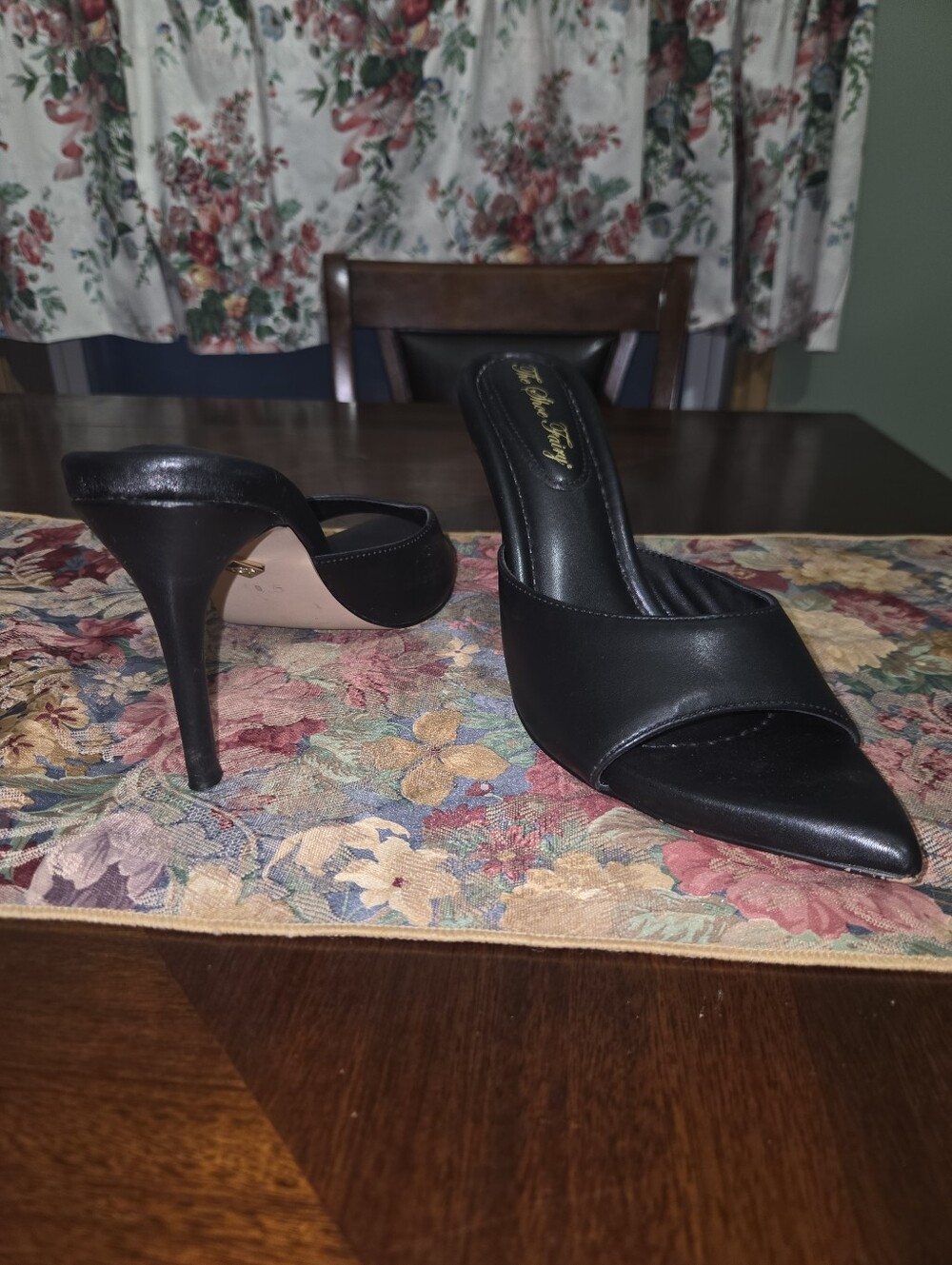 The Shoe Fairy On Point Black Mules Heels Sz 10.5 4" Stiletto Pointed Toe Slide